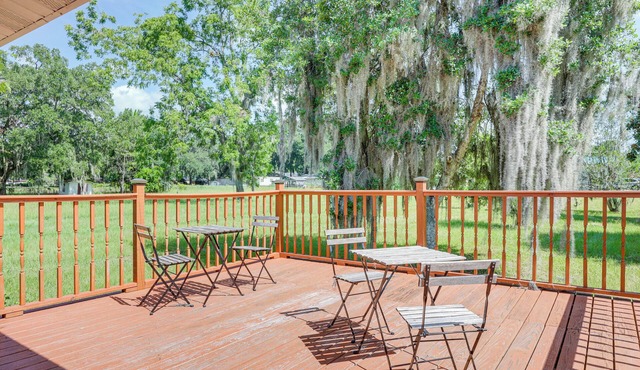 Jacksonville Home w/ Deck: 17 Mi to Downtown!