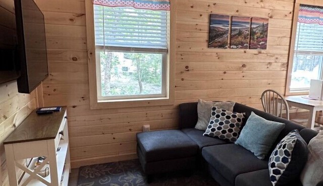 Kimball Cottage-A Forest Retreat. Close to Acadia!