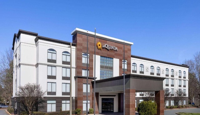 La Quinta Inn & Suites by Wyndham Mooresville