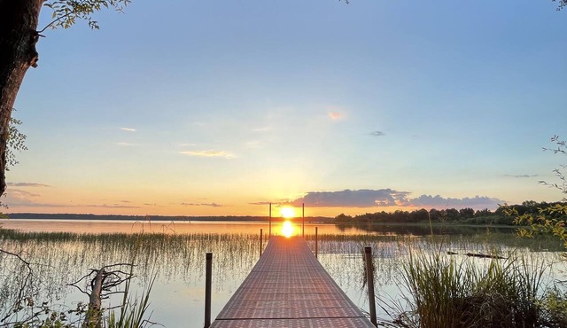 Lake Eufaula Alabama Log Cabin Private Dock Stunning Sunset Fully Stocked.