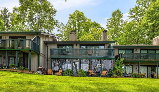 Lakefront condo with easy access to swimming pool and tennis.