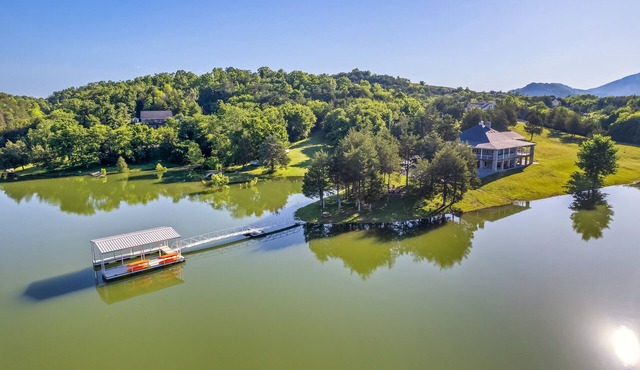 Lakefront - Private Resort with INGROUND POOL!