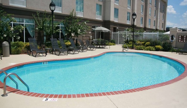 Lakeview Retreat with Free Breakfast & Parking, Near Hiking, Local Dining