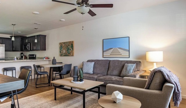 Landing | Amazing 2BD, Gym, Pool