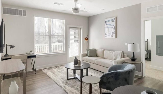 Landing | Amazing 2BD, Pool, Yoga Studio
