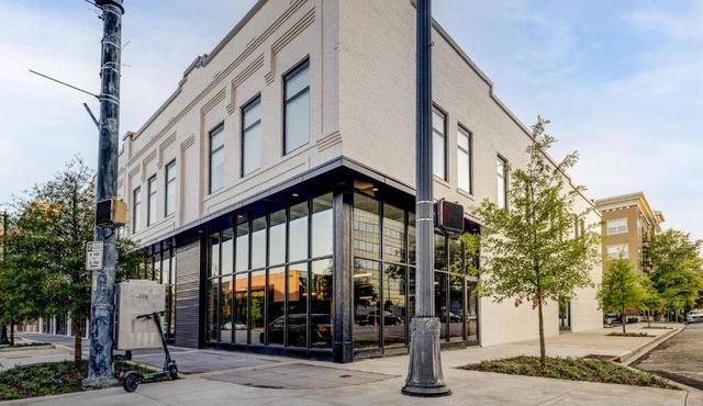 Landing Apartments - Landing Midtown