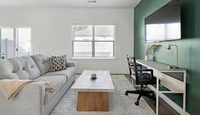 Landing | Incredible 1BD, Clubhouse, Pool