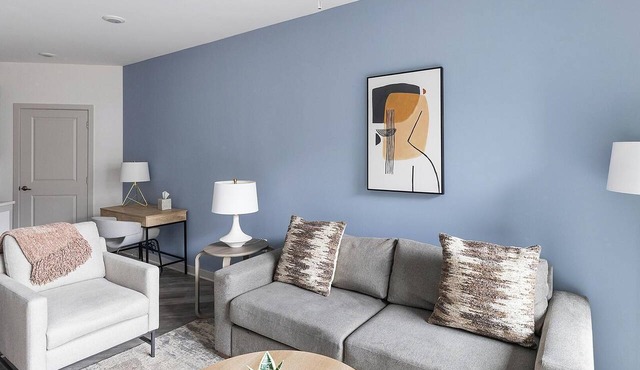 Landing | Modern 1BD, Gym, Yoga Studio