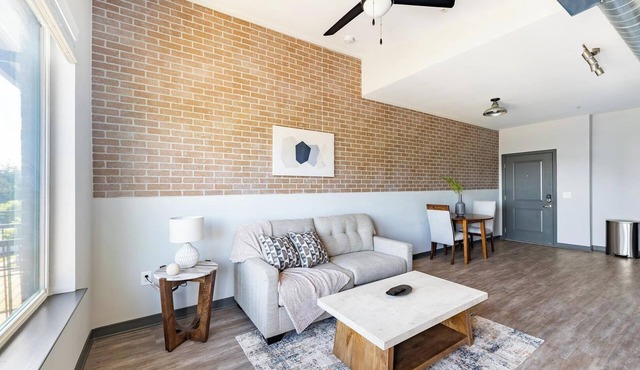 Landing | Modern 1BD, Yoga Studio, Pool