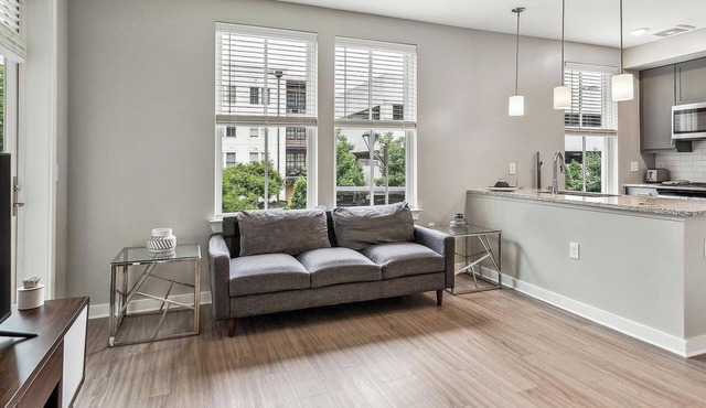 Landing | Stunning 1BD, Courtyard, Gym