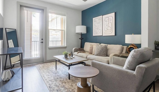Landing | Stylish 1BD, Gym, Courtyard