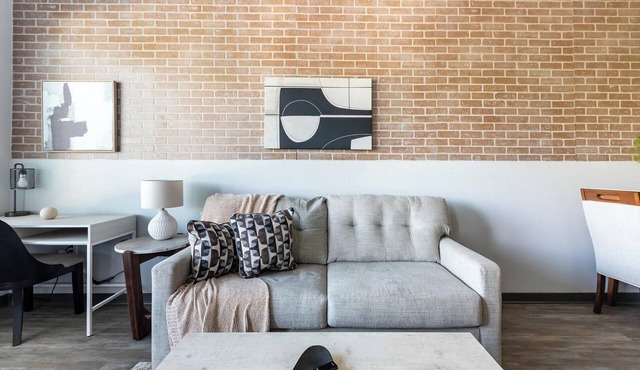 Landing | Stylish 1BD, Game Room, Gym