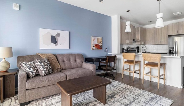 Landing | Stylish 1BD, Gym, Clubhouse
