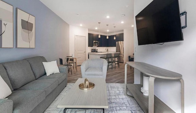 Landing Stylish 1BD Gym Yoga Studio