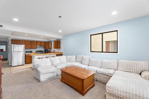 Lighthouse Village 311