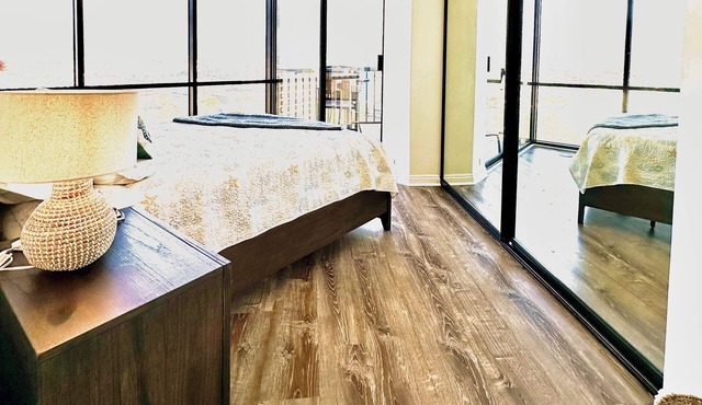 Long term Friendly Downtown Honolulu Oasis in Honolulu