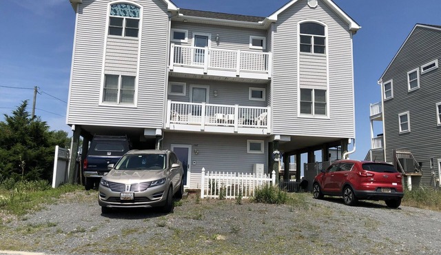 Looking for a private beach with amazing sunsets and sunrises? Look no further! in Milton