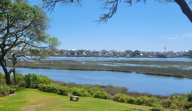 Low Summer Rates Waterway Haven 2BR/1BA On the Intracoastal Waterway 5Star View in Ocean Isle Beach