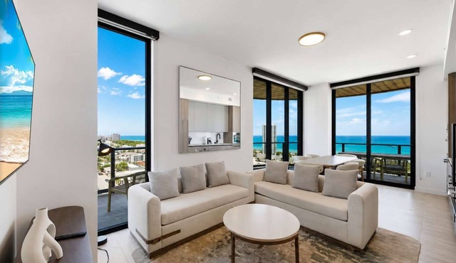 Luxury 4BR Penthouse with Panoramic Ocean Views
