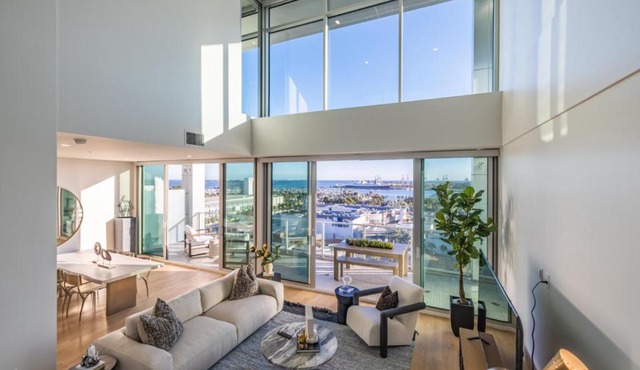 @ Marbella Lane - Luxurious 3BR Penthouse in Long Beach