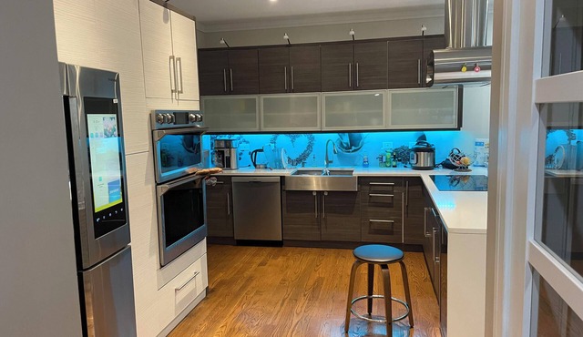 Marvelous 3-bedroom town-home in Chicago.n in Chicago
