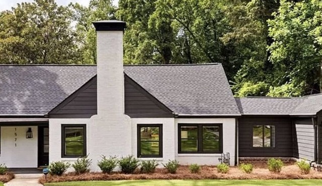 Modern Farmhouse in the City - 4-bedroom house in charming Atlanta