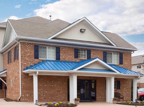 Motel 6-Richmond, VA - I-64 West in Sweet Briar Park