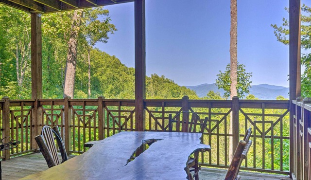 Mountain Air Condo w/ Deck & Views, Pets Welcome!