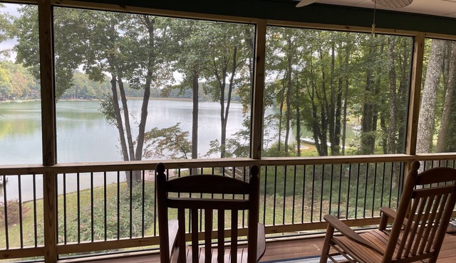 Mountain House on Private Lake