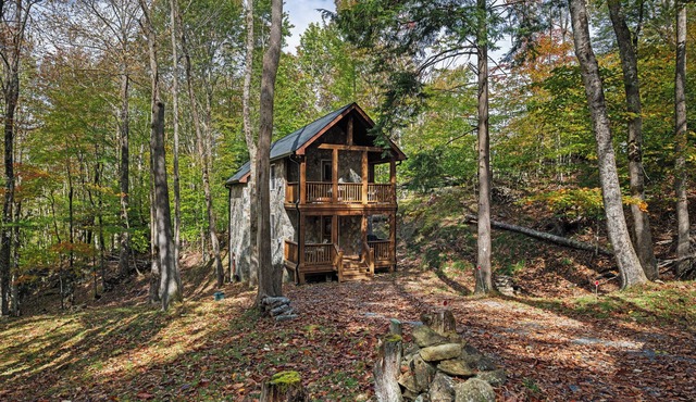 Mountain Stone Cabin by Creek with Hot Tub; 7 Mins to Skiing & Hiking in Beech Mountain