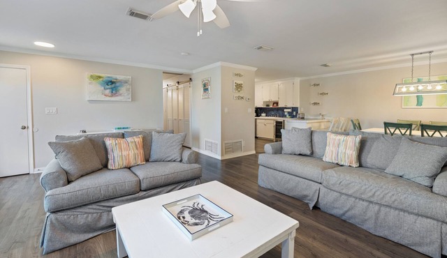 New 130' Canal Front Listing! Steps Away from White Beaches. Ideal Retreat!
