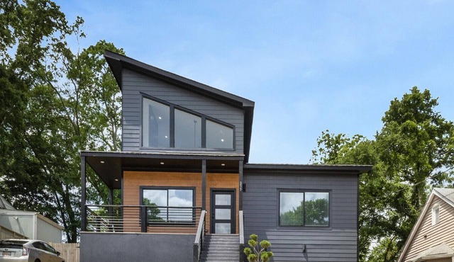 New Modern Home 5 mins from Downtown Atlanta, 15 minutes from airport