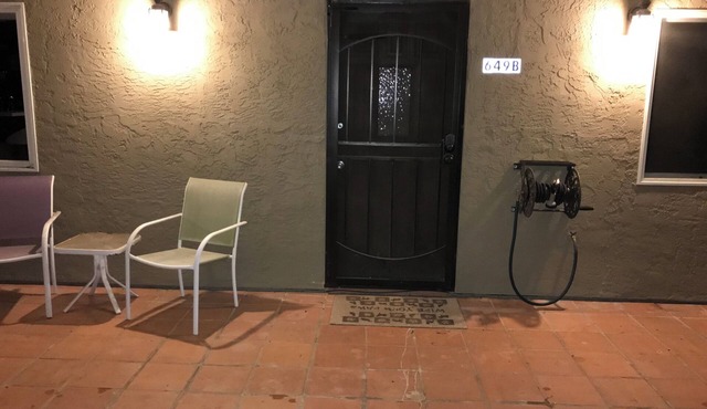 Newly remodeled 2-bedroom in perfect location