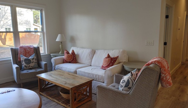 Newly Renovated close to Downtown & Folly Beach