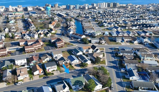 Ocean City Beach House | Sleeps 12 | Dogs OK