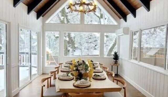 OpenConcept/Lake Access 5 BedRoom/10beds/GatedBackyard/SwingSet/GameRM BonusRoom in Lake Arrowhead