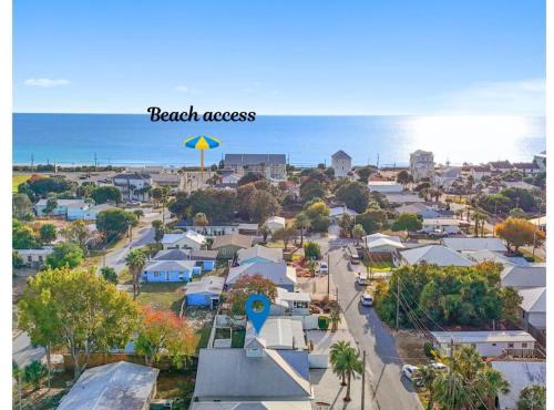 PCB Beach Paradise, Steps to SAND, Sleeps 8