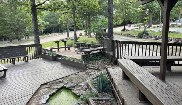 Peace, Quiet, Fire-pit, Revive on the large deck in Garfield