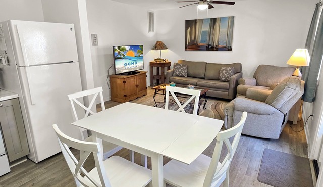 Pet friendly 2 Bedroom Condo 3 Blocks from Beach and Ocean! Atlantic Mist 103