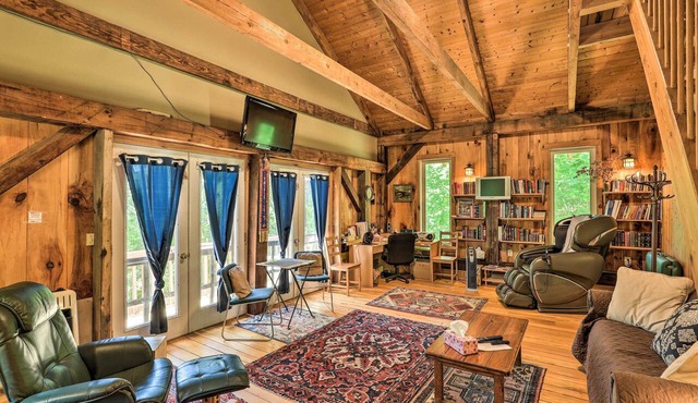Pet-Friendly Leicester/Asheville Mtn View Escape