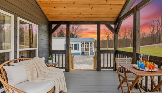 Pets Welcome 2 Bedroom Tiny House Firepit Minutes to Guntersville