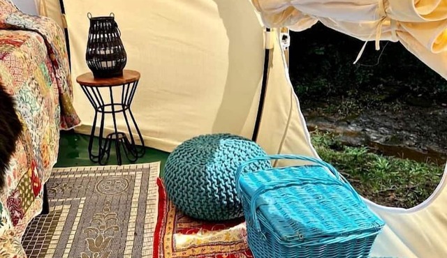 Picturesque Bell Tent with Fire Pit and Picnic Area in Alabama