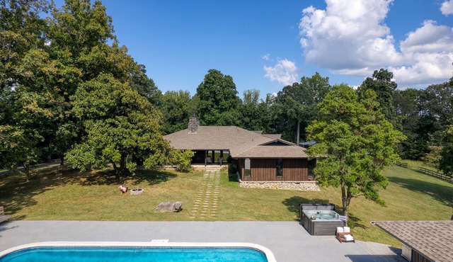 Pool + Sauna + game Room | Cherokee Lake + Knoxville | Amber Lodge