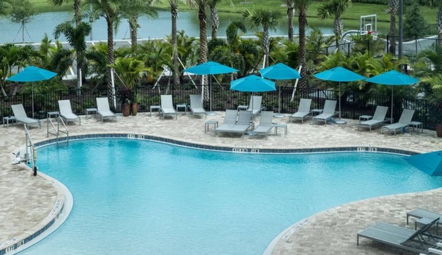 Portside 2 Queen 1BR w/Outdoor Pool | 0.4 mi Oceanside Distillery