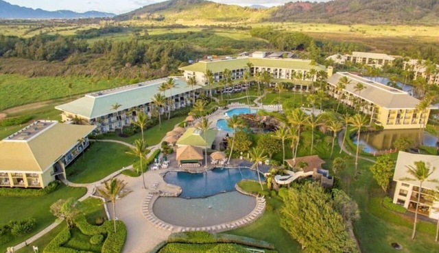 Premium Oceanfront Suite 1 King Bed at Kauai Beach Resort! in Lihue