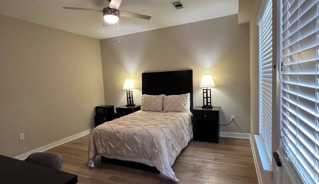 Private 1BR Suite w/Entry, Bath & Mini Kitchen – Near UNCC