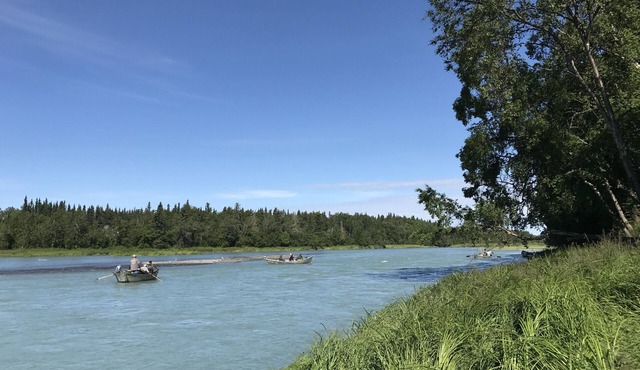 Private Dock at The Drift Boat Pass – Perfect for Fishing, Fun & River Views! in Kasilof