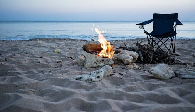 Private Hot Tub | Hiking | Skiing | Roitelet in Brownsburg-Chatham