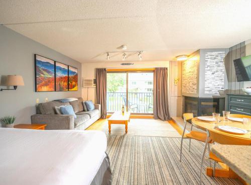 Private Mountain Retreat Smugglers' Notch & Stowe in Cambridge