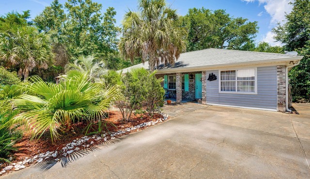 Private Outdoor Oasis! Graveline Bayou Retreat